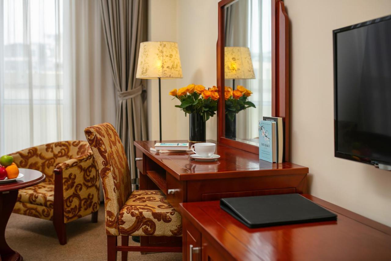 A25 Hotel - 705 Lac Long Quan Hanoi Eksteriør billede